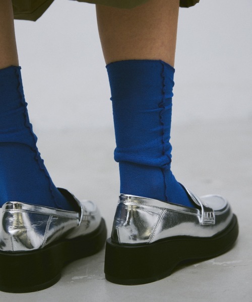 un/neu（アンノイ）の「トラックソールボリュームローファー / 厚底ローファー（ローファー・レディース・ブラック/シルバー・M/L/S）」の22枚目の写真