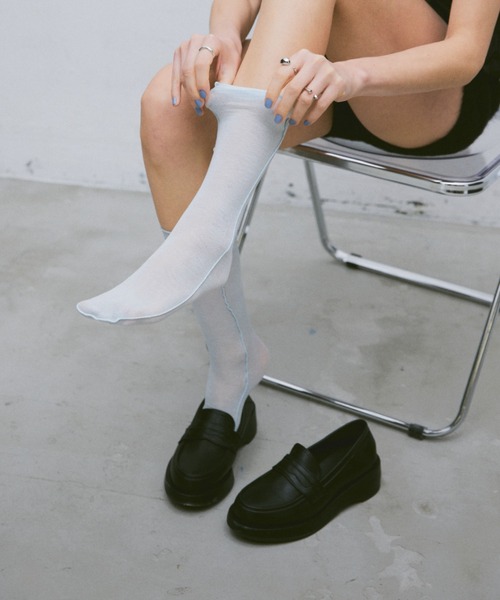 un/neu（アンノイ）の「トラックソールボリュームローファー / 厚底ローファー（ローファー・レディース・ブラック/シルバー・M/L/S）」の17枚目の写真