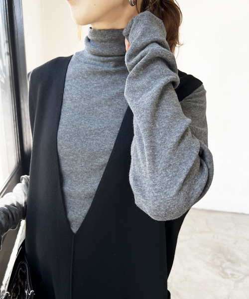 Spick & Span（スピックアンドスパン）の「≪追加≫ハイネックプルオーバー（Tシャツ/カットソー・レディース・スミクロ/チャコールグレー/ホワイト・FREE）」の22枚目の写真