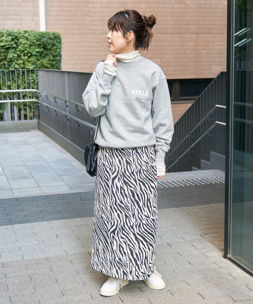 Spick & Span（スピックアンドスパン）の「≪追加≫ハイネックプルオーバー（Tシャツ/カットソー・レディース・スミクロ/チャコールグレー/ホワイト・FREE）」の11枚目の写真