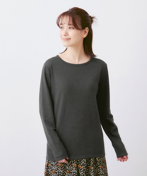 Viola e Viola(ヴィオラエヴィオラ)の「もっちり裏起毛トップス クルーネック(Tシャツ/カットソー・レディース・ホワイト/チャコール/グリーン/ブラック・LL/3L/M/L)」の12枚目の写真