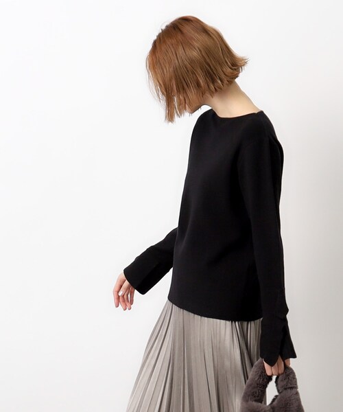 OPAQUE.CLIP（オペークドットクリップ）の「◆≪S-LLsize≫ 袖口フリル ボートネックニット【洗濯機洗い可】（ニット/セーター・レディース・ライトベージュ/レッド系1/グレー/ブラック・40/36/38/42）」の7枚目の写真