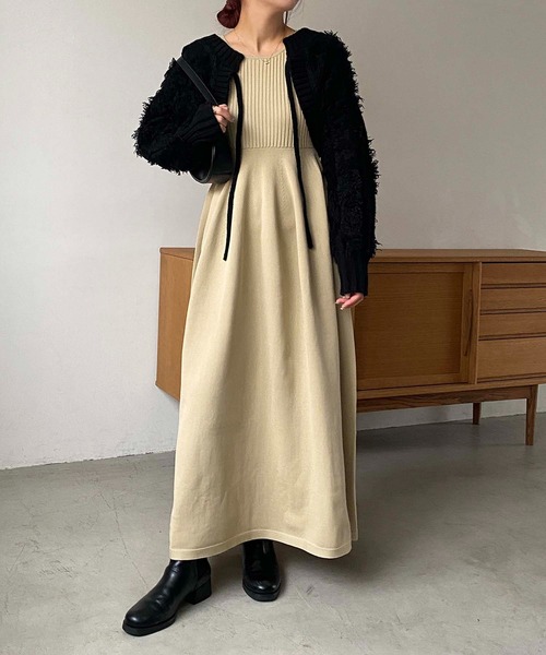 CAPRICIEUX LE'MAGE(カプリシューレマージュ)の「【サイズ展開あり】フリンジカーデセットワンピース(ワンピース・レディース・ブラック/ベージュ・FREE/PS)」の14枚目の写真