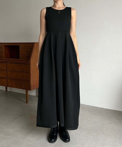 CAPRICIEUX LE'MAGE(カプリシューレマージュ)の「【サイズ展開あり】フリンジカーデセットワンピース(ワンピース・レディース・ブラック/ベージュ・FREE/PS)」の6枚目の写真