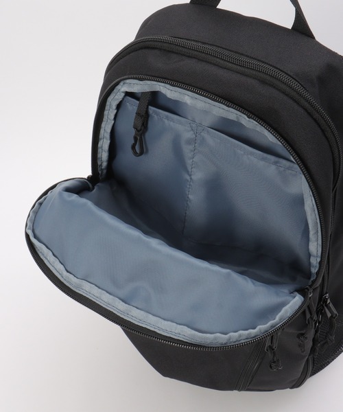 ikka（イッカ）の「撥水デイリーバックパック（バックパック/リュック・メンズ・ブラック/オリーブ・FREE）」の17枚目の写真