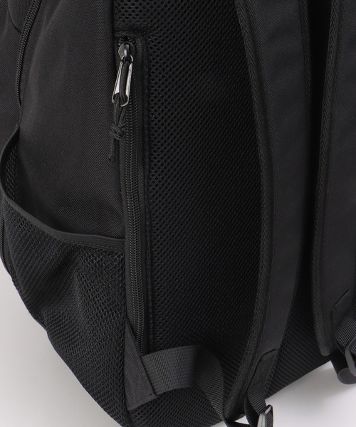 ikka（イッカ）の「撥水デイリーバックパック（バックパック/リュック・メンズ・ブラック/オリーブ・FREE）」の3枚目の写真