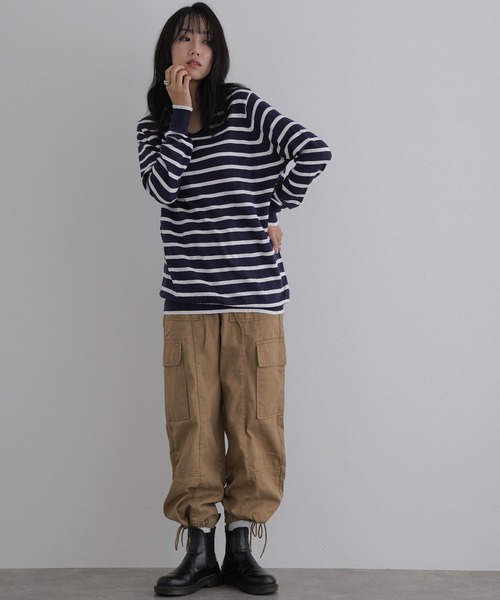 ElegChic(エレグシック)の「Vネックボーダードルマンニット(ニット/セーター・レディース・ブラック系/ホワイト系/レッド系/ベージュ系/ネイビー系・4L/M/XL)」の5枚目の写真