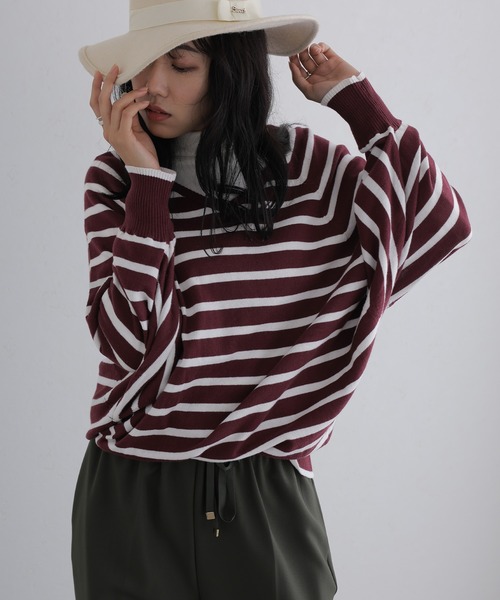 ElegChic(エレグシック)の「Vネックボーダードルマンニット(ニット/セーター・レディース・ブラック系/ホワイト系/レッド系/ベージュ系/ネイビー系・4L/M/XL)」の21枚目の写真