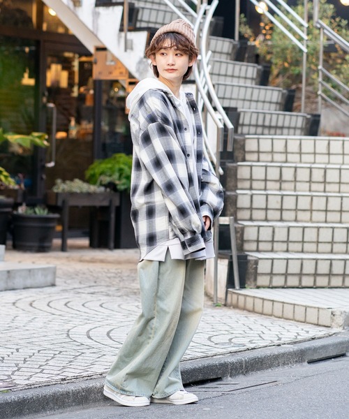 Red Cap Girl(レッドキャプガール)の「【UNIIT × RED CAP GIRL】 オンブレチェック ルーズシルエット バック刺繍シャツ コットン100%(シャツ/ブラウス・メンズ・ブラック/スミクロ/ブルー/ホワイト・LARGE/MEDIUM)」の10枚目の写真