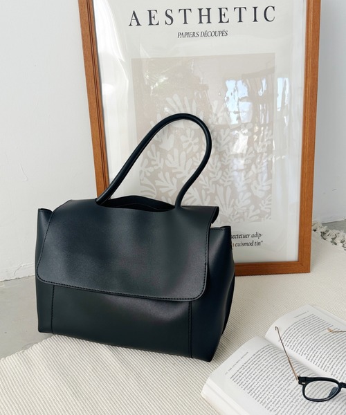 CLEA(クレア)の「【A4サイズ対応】2WAYフラップPUビッグショルダーバッグ(ショルダーバッグ・レディース・ブラウン/ブラック・FREE)」の3枚目の写真