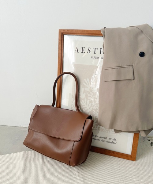 CLEA(クレア)の「【A4サイズ対応】2WAYフラップPUビッグショルダーバッグ(ショルダーバッグ・レディース・ブラウン/ブラック・FREE)」の9枚目の写真