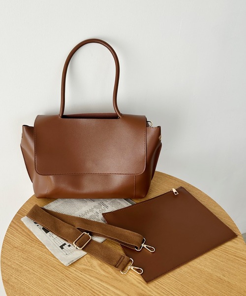 CLEA(クレア)の「【A4サイズ対応】2WAYフラップPUビッグショルダーバッグ(ショルダーバッグ・レディース・ブラウン/ブラック・FREE)」の12枚目の写真