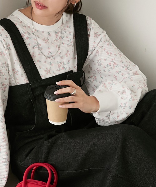 BONLECILL(ボンルシール)の「フラワー/ハート アソート柄ワッフルプルオーバー(Tシャツ/カットソー・レディース・オートミール/チャコールグレー/オフホワイト/ブラック/アイボリー/ブルー系1/ピンク系1・FREE)」の1枚目の写真