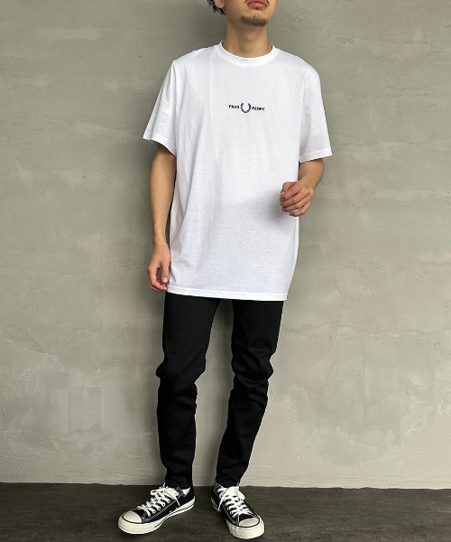 FRED PERRY（フレッドペリー）の「[FRED PERRY/フレッドペリー] ローレルリース刺繍 ショートスリーブTシャツ（Tシャツ/カットソー・レディース・ホワイト/ブラック・S/M/L/XS）」の5枚目の写真