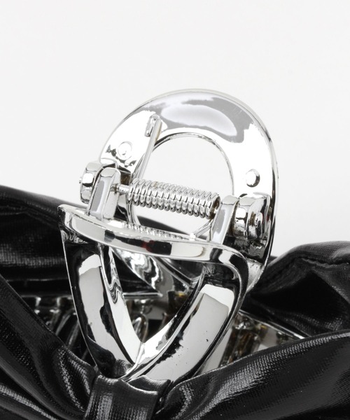 Heather（ヘザー）の「ボリュームリボンバンス　105337（バレッタ/ヘアクリップ・レディース・ブラック/シルバー・ONE SIZE）」の5枚目の写真