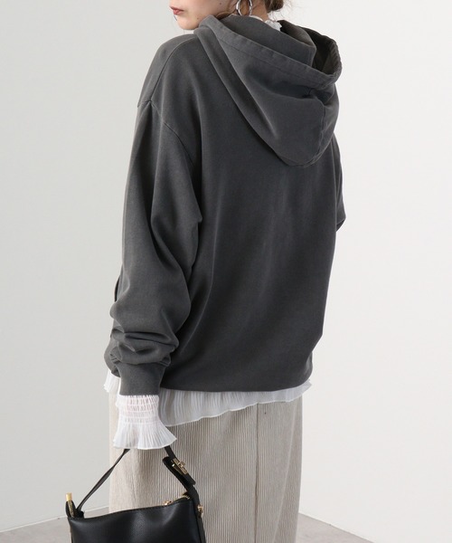 RE730(アールイーセブンサーティー)の「Vintage-like lip print hoodie / リッププリントパーカー unisex(パーカー・メンズ・ベージュ/グレー・M/L)」の18枚目の写真