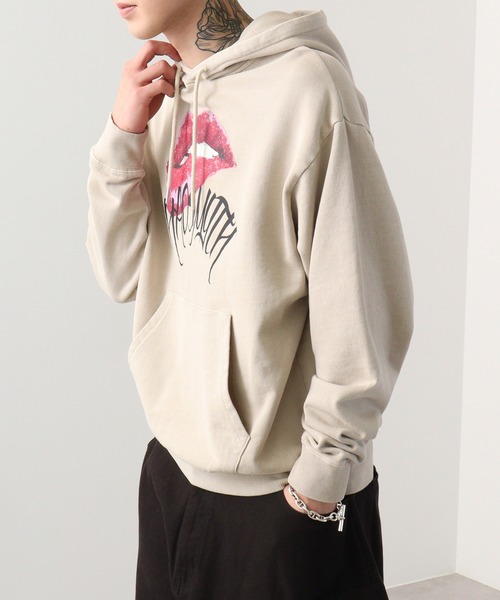 関税無料！送料込み【1989 STUDIO】プリント パーカー セール】Vintage-like lip print hoodie / リッププリント