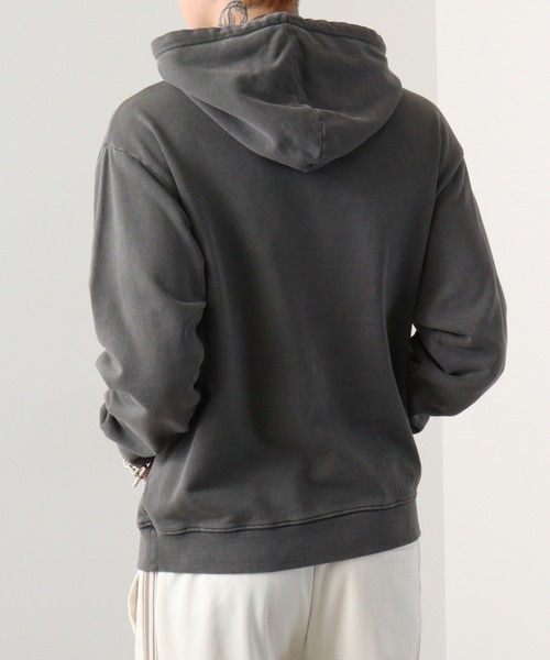 RE730(アールイーセブンサーティー)の「Vintage-like lip print hoodie / リッププリントパーカー unisex(パーカー・メンズ・ベージュ/グレー・M/L)」の13枚目の写真