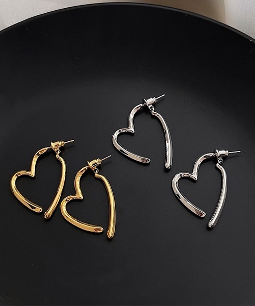 HALEY PESCA（ヘーリーペスカ）の「HALEY PESCA/ペアハートピアス（ピアス（両耳用）・レディース・シルバー/ゴールド・FREE）」の8枚目の写真