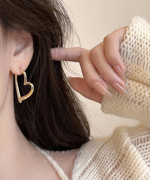 HALEY PESCA（ヘーリーペスカ）の「HALEY PESCA/ペアハートピアス（ピアス（両耳用）・レディース・シルバー/ゴールド・FREE）」の19枚目の写真