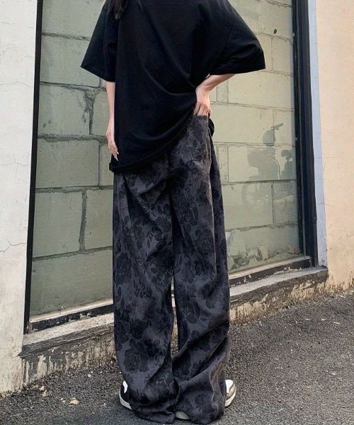 SHEPP（シープ）の「フラワー柄 ワイドパンツ（その他パンツ・レディース・グレー/ブラウン/ベージュ・M/L/XL）」の9枚目の写真