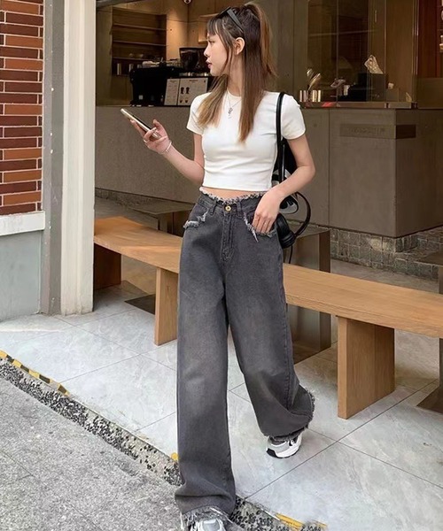 GLAMOROUS JANE(グラマラスジェーン)の「クロップド丈ベーシックTシャツ(Tシャツ/カットソー・レディース・ブラック/ホワイト・M)」の12枚目の写真