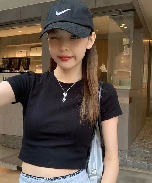 GLAMOROUS JANE(グラマラスジェーン)の「クロップド丈ベーシックTシャツ(Tシャツ/カットソー・レディース・ブラック/ホワイト・M)」の18枚目の写真