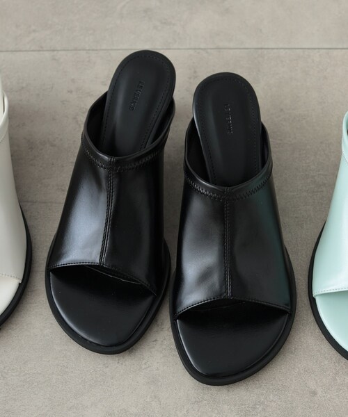 GALLEST（ギャレスト）の「【LE VERNIS】ストレッチミュール（サンダル・レディース・ブラック/オフホワイト/グリーン系・45/35）」の2枚目の写真