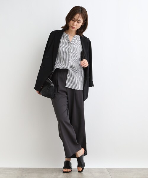 INDIVI(インディヴィ)の「◆【洗える/UVケア/麻100%】ノルマンディリネン デザインブラウス(シャツ/ブラウス・レディース・ブラック系2/ブラウン系その他/ブルーグリーン/ホワイト/ベージュ/パープル/ネイビー・03/05/12/13/15 /34/38/07/17)」の13枚目の写真