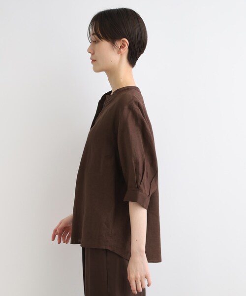 INDIVI(インディヴィ)の「◆【洗える/UVケア/麻100%】ノルマンディリネン デザインブラウス(シャツ/ブラウス・レディース・ブラック系2/ブラウン系その他/ブルーグリーン/ホワイト/ベージュ/パープル/ネイビー・03/05/12/13/15 /34/38/07/17)」の16枚目の写真