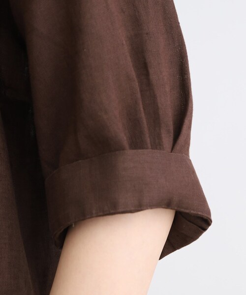 INDIVI(インディヴィ)の「◆【洗える/UVケア/麻100%】ノルマンディリネン デザインブラウス(シャツ/ブラウス・レディース・ブラック系2/ブラウン系その他/ブルーグリーン/ホワイト/ベージュ/パープル/ネイビー・03/05/12/13/15 /34/38/07/17)」の10枚目の写真