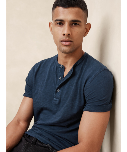 Banana Republic(バナナリパブリック)の「ソフトウォッシュ ヘンリーTシャツ(Tシャツ/カットソー・メンズ・ネイビー/ブラック/ナチュラル・S/L/M/XL)」の1枚目の写真