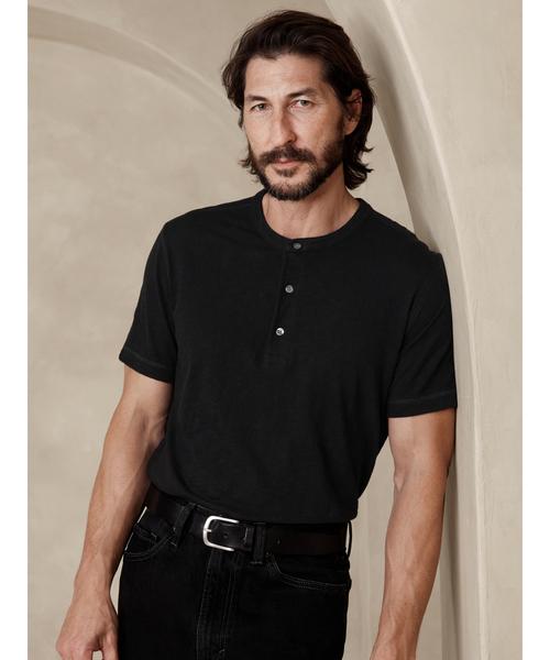 Banana Republic(バナナリパブリック)の「ソフトウォッシュ ヘンリーTシャツ(Tシャツ/カットソー・メンズ・ネイビー/ブラック/ナチュラル・S/L/M/XL)」の2枚目の写真