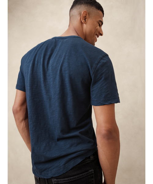 Banana Republic(バナナリパブリック)の「ソフトウォッシュ ヘンリーTシャツ(Tシャツ/カットソー・メンズ・ネイビー/ブラック/ナチュラル・S/L/M/XL)」の4枚目の写真