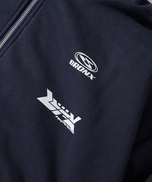 WHO'S WHO gallery（フーズフーギャラリー）の「【KOOKY'N/クーキー】BRONXスウェットマウンテンパーカー（マウンテンパーカー・メンズ・ネイビー/ライトグレー/チャコールグレー・FREE）」の20枚目の写真