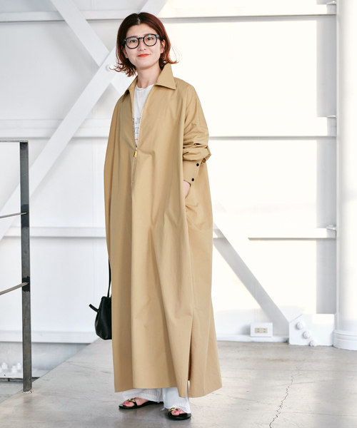 Spick & Span(スピックアンドスパン)の「コットンサテンハーフジップワンピース(ワンピース・レディース・ベージュ/ネイビー・36/38)」の17枚目の写真