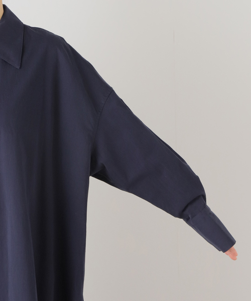 Spick & Span(スピックアンドスパン)の「コットンサテンハーフジップワンピース(ワンピース・レディース・ベージュ/ネイビー・36/38)」の6枚目の写真