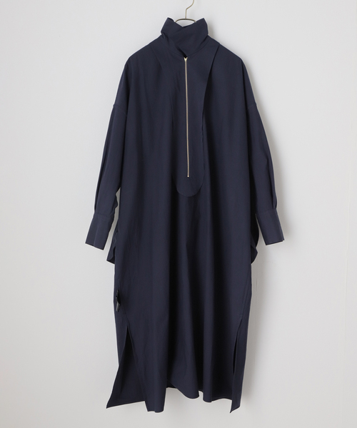 Spick & Span(スピックアンドスパン)の「コットンサテンハーフジップワンピース(ワンピース・レディース・ベージュ/ネイビー・36/38)」の11枚目の写真