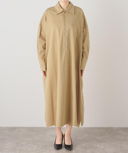 Spick & Span(スピックアンドスパン)の「コットンサテンハーフジップワンピース(ワンピース・レディース・ベージュ/ネイビー・36/38)」の13枚目の写真