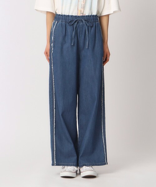 Cutie Blonde（キューティーブロンド）の「◆【ひと味違うサイドフリンジライン】 洗える デニムイージーパンツ（デニムパンツ・レディース・ブルー系その他/ライトブルー・04/03/02）」の4枚目の写真