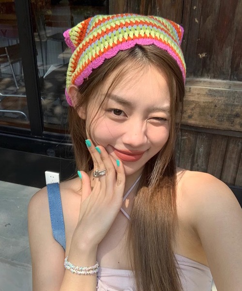 MEMECLE(メメクル)の「【 MEMECLE / メメクル 】フラワークロシェ2WAYヘッドスカーフ バブーシュカ(その他ヘアアクセサリー・レディース・グリーン系1/ホワイト系1/パープル系1/ホワイト系4/ピンク系3/ピンク系1/その他1/ホワイト系3/ホワイト系5/ピンク系2/レッド系1/ブルー系1/その他4/その他2/ホワイト系2・FREE)」の14枚目の写真