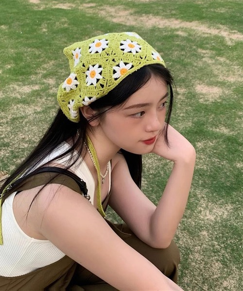 MEMECLE(メメクル)の「【 MEMECLE / メメクル 】フラワークロシェ2WAYヘッドスカーフ バブーシュカ(その他ヘアアクセサリー・レディース・グリーン系1/ホワイト系1/パープル系1/ホワイト系4/ピンク系3/ピンク系1/その他1/ホワイト系3/ホワイト系5/ピンク系2/レッド系1/ブルー系1/その他4/その他2/ホワイト系2・FREE)」の20枚目の写真