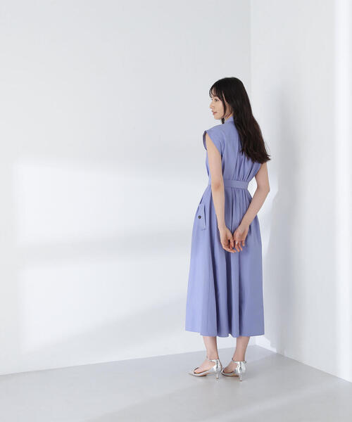 NATURAL BEAUTY BASIC（ナチュラルビューティーベーシック）の「◇ベルテッドフレンチシャツワンピース（シャツワンピース・レディース・ベージュ/ネイビー/ブルー・SMALL/MEDIUM）」の6枚目の写真
