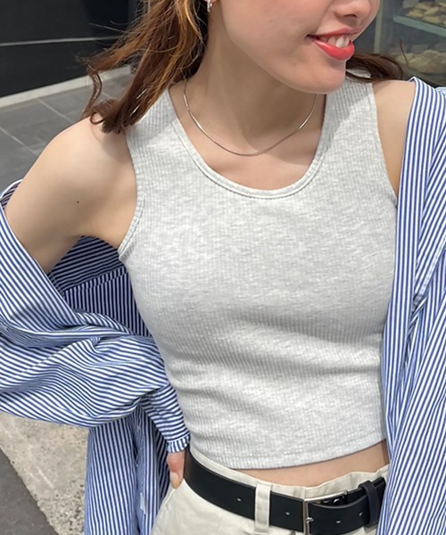 SPINNS(スピンズ)の「【サイズ展開あり】カップ付き リブアメスリタンクトップ(タンクトップ・レディース・ブラック/カーキ/オフホワイト/オートミール/モカ・M/S)」の4枚目の写真