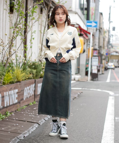 SPINNS(スピンズ)の「【サイズ展開あり】カップ付き リブアメスリタンクトップ(タンクトップ・レディース・ブラック/カーキ/オフホワイト/オートミール/モカ・M/S)」の17枚目の写真