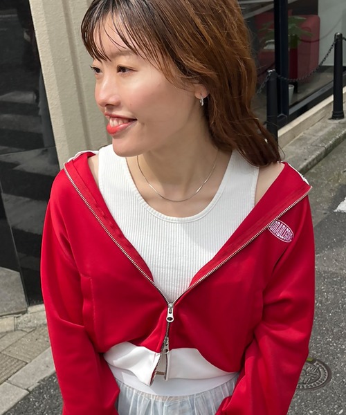 SPINNS(スピンズ)の「【サイズ展開あり】カップ付き リブアメスリタンクトップ(タンクトップ・レディース・ブラック/カーキ/オフホワイト/オートミール/モカ・M/S)」の21枚目の写真