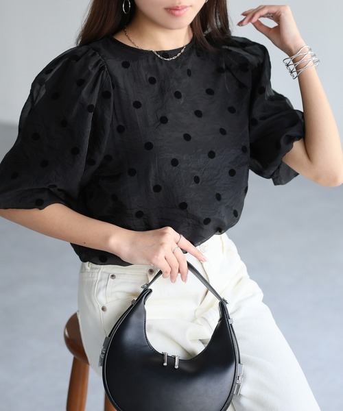 Riberry(リベリー)の「オーガンジー半袖ブラウス【フロッキードット/無地】(シャツ/ブラウス・レディース・オフホワイト/ホワイト×ブラック/ブラック/ブラック×ブラック・FREE)」の1枚目の写真