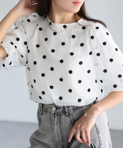 Riberry(リベリー)の「オーガンジー半袖ブラウス【フロッキードット/無地】(シャツ/ブラウス・レディース・オフホワイト/ホワイト×ブラック/ブラック/ブラック×ブラック・FREE)」の17枚目の写真