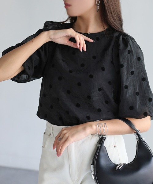 Riberry(リベリー)の「オーガンジー半袖ブラウス【フロッキードット/無地】(シャツ/ブラウス・レディース・オフホワイト/ホワイト×ブラック/ブラック/ブラック×ブラック・FREE)」の11枚目の写真