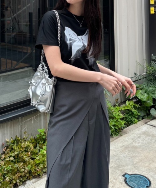 nemne store(ネンネストア)の「《Delfy》リボンモチーフTシャツ(Tシャツ/カットソー・レディース・オフホワイト/ブラック・フリー)」の6枚目の写真